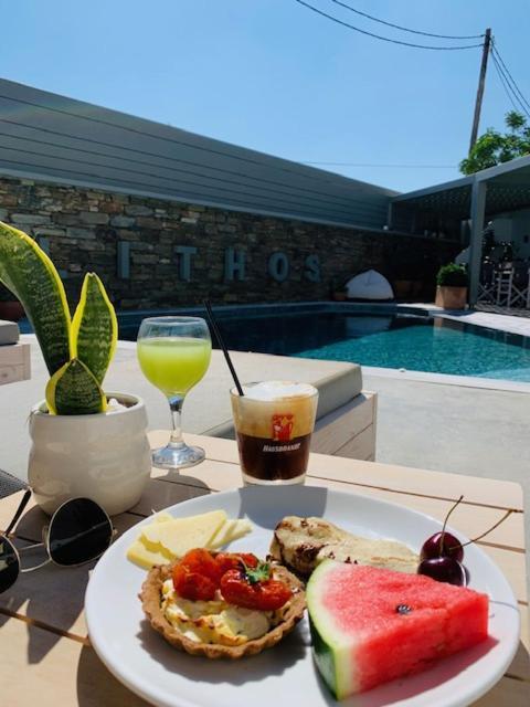 Lithos Luxury Suites Tinos Ngoại thất bức ảnh